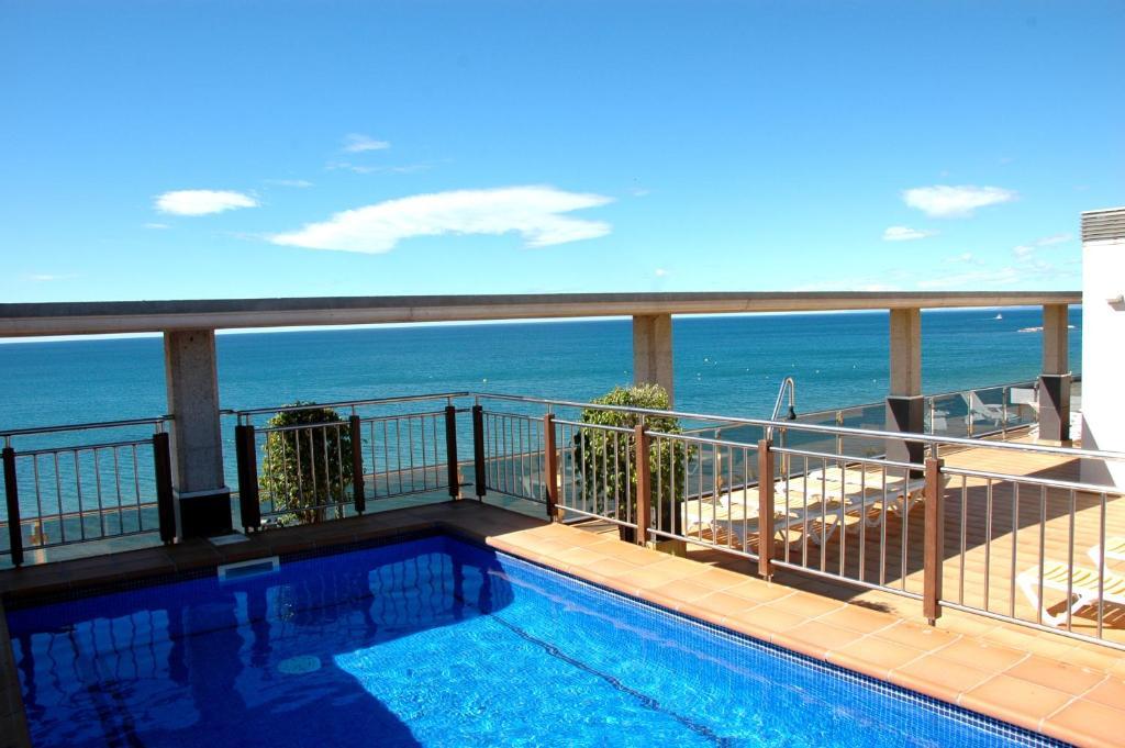 Apartamentos las Palmas VII Family only Salou Exterior foto