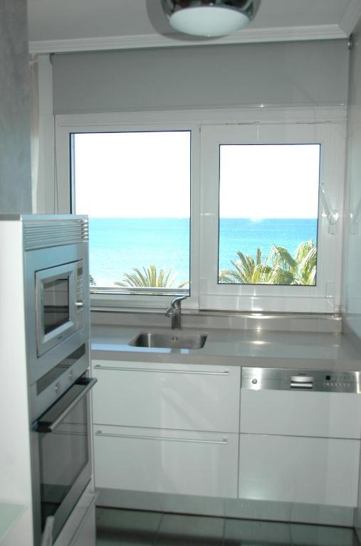 Apartamentos las Palmas VII Family only Salou Habitación foto