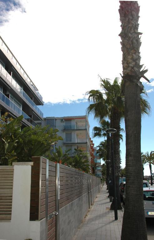 Apartamentos las Palmas VII Family only Salou Exterior foto