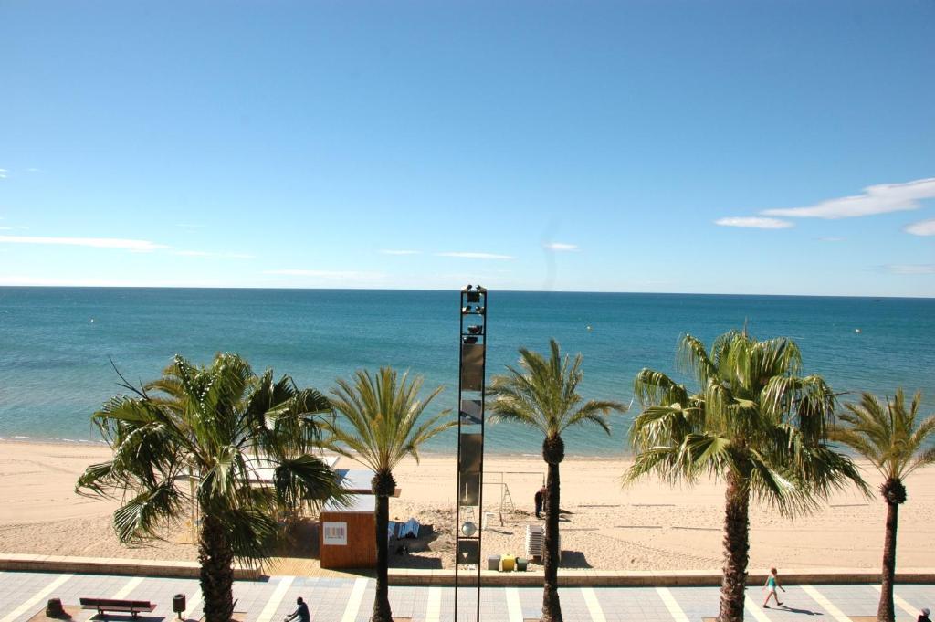 Apartamentos las Palmas VII Family only Salou Exterior foto